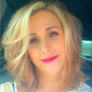 Meet your Posher, Wendy